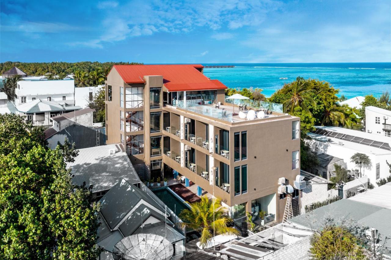 Sky Beach Maldives - Dhiffushi Exterior photo