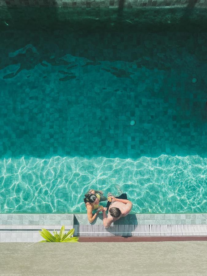 Sky Beach Maldives - Dhiffushi Exterior photo